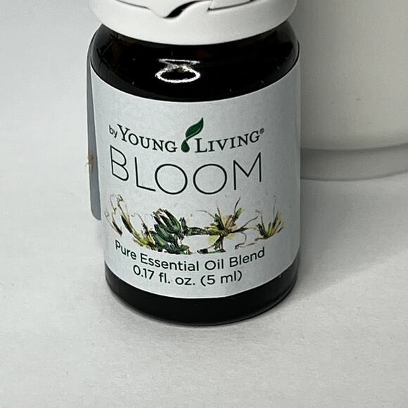 Young Living Essential Oil Bloom 5 ml New - Picture 2 of 2